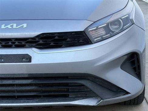 Used 2024 Kia Forte LXS image 8