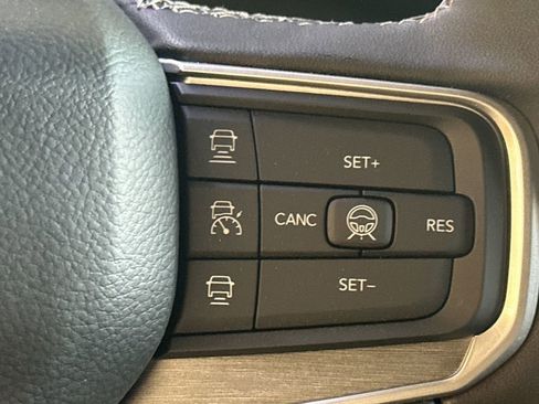 New 2026 Jeep Grand Wagoneer 2WD w/ 8-Passenger Seating Package image 23