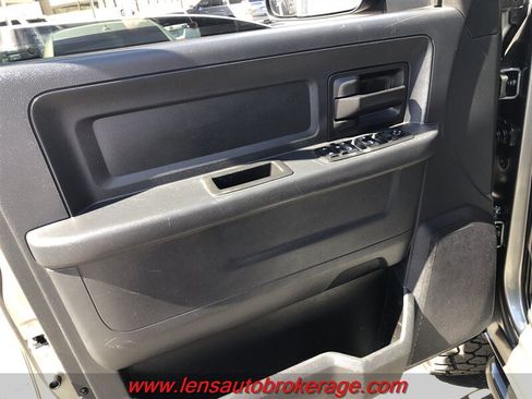 Used 2013 RAM 3500 Tradesman w/ Chrome Appearance Group AWD/4WD image 13