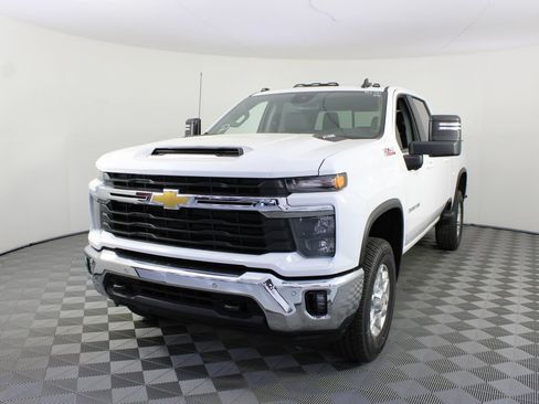 New 2026 Chevrolet Silverado 3500 LT w/ All Star Edition AWD/4WD image 21