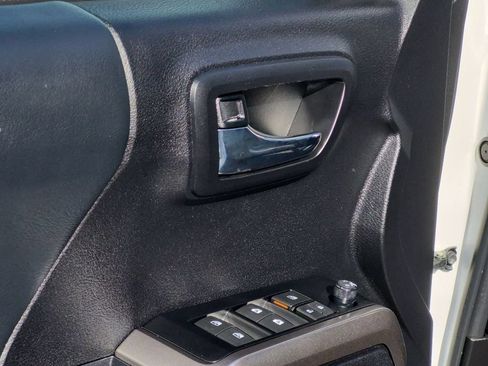 Used 2023 Toyota Tacoma Limited w/ Nightshade Package AWD/4WD image 10