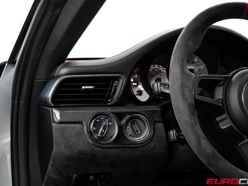 Used 2018 Porsche 911 GT2 RS RWD image 36
