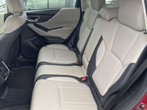 Used 2019 Subaru Forester Limited image 10