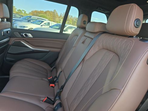 New 2026 BMW X7 M60i w/ Executive Package image 12