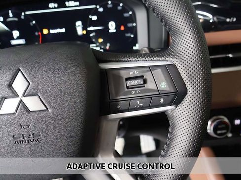 New 2026 Mitsubishi Outlander SEL image 5