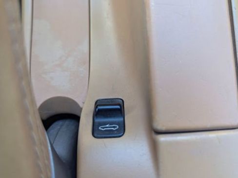 Used 2005 Porsche Boxster image 34