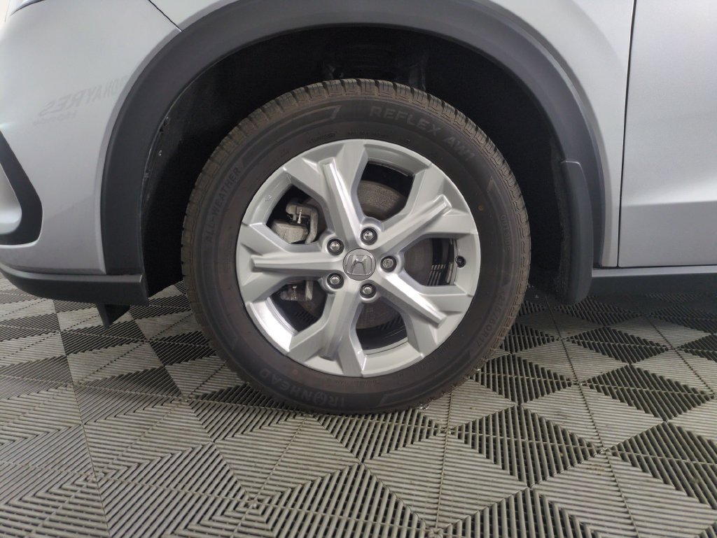 Certified 2023 Honda HR-V LX image 29