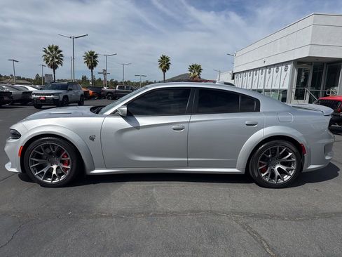 Used 2022 Dodge Charger SRT Hellcat w/ Carbon/Suede Interior Package image 4