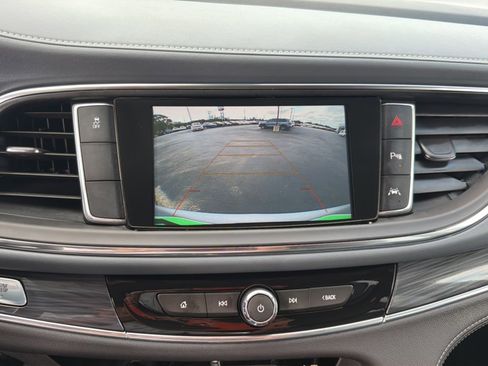 Used 2019 Buick Enclave Premium image 22