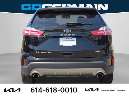 Used 2022 Ford Edge Titanium AWD/4WD image 9