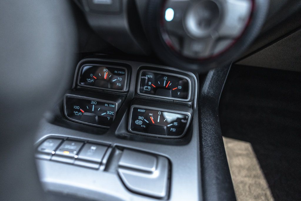 Used 2013 Chevrolet Camaro ZL1 RWD image 15