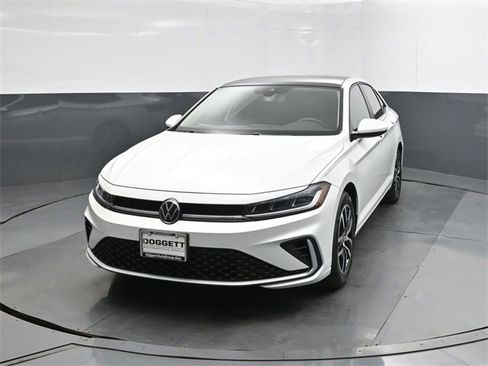New 2026 Volkswagen Jetta SE image 30