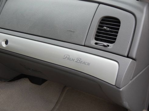 Used 2008 Mercury Grand Marquis LS RWD image 3