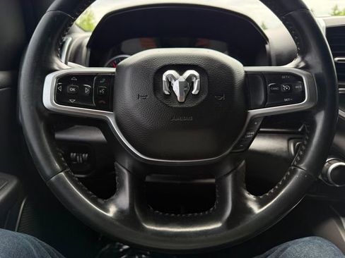 Used 2019 RAM 1500 Big Horn AWD/4WD image 11