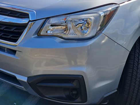 Used 2017 Subaru Forester 2.5i AWD/4WD image 32