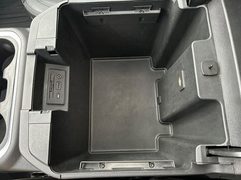 Used 2020 GMC Sierra 3500 Denali w/ Denali Ultimate Package image 32