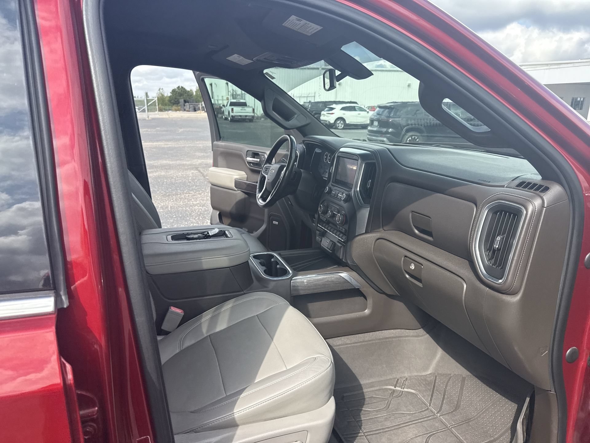Certified 2019 Chevrolet Silverado 1500 LTZ AWD/4WD image 35