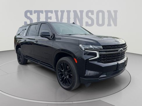 Used 2022 Chevrolet Suburban High Country AWD/4WD image 7