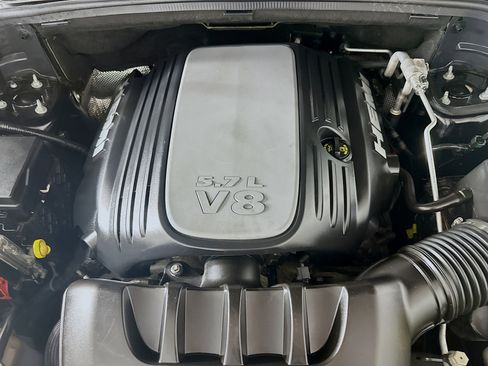 Used 2018 Jeep Grand Cherokee Limited AWD/4WD image 34