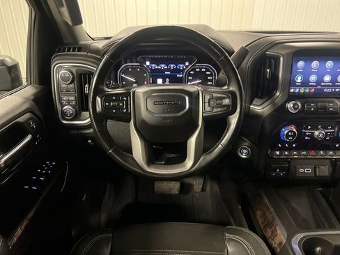 Used 2023 GMC Sierra 3500 Denali w/ Denali Ultimate Package image 17