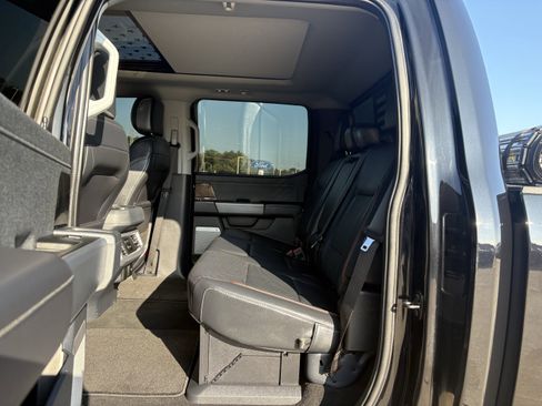 Used 2024 Ford F250 Lariat w/ Lariat Ultimate Package image 9