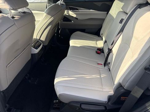 Certified 2026 INFINITI QX60 Luxe w/ Cargo Package image 25