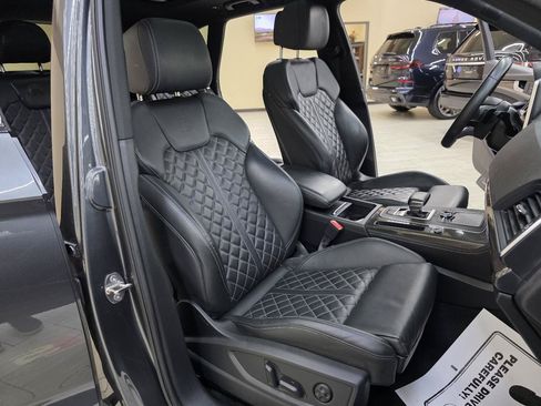 Used 2020 Audi SQ5 Prestige w/ Prestige Package AWD/4WD image 21