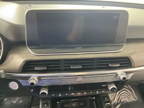 Used 2022 Kia Telluride EX w/ EX Premium Package image 12