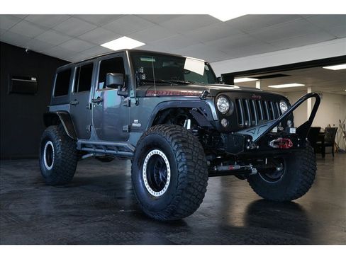 Used 2017 Jeep Wrangler Unlimited Rubicon AWD/4WD image 1