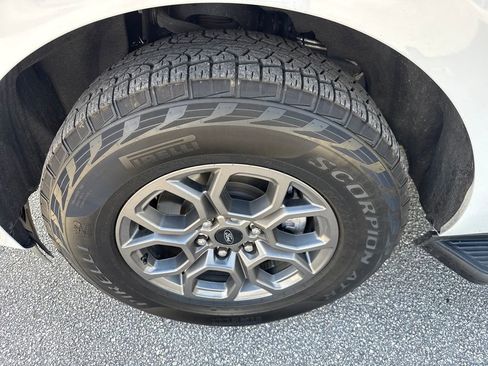 Used 2025 Ford Expedition Active image 12