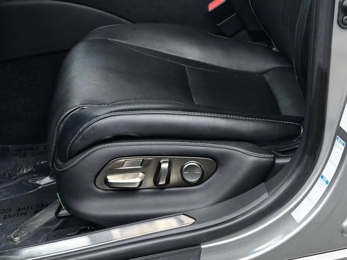 Used 2019 Lexus LS 500 AWD w/ Accessory Package (Z2) image 11