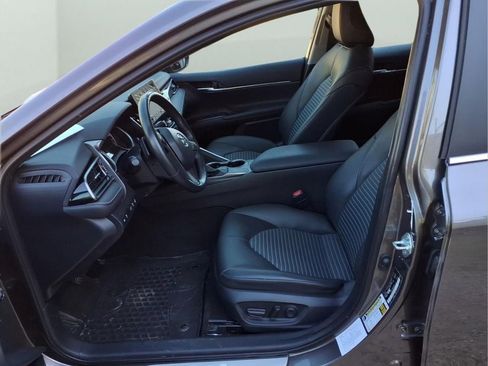 Used 2024 Toyota Camry SE FWD image 27