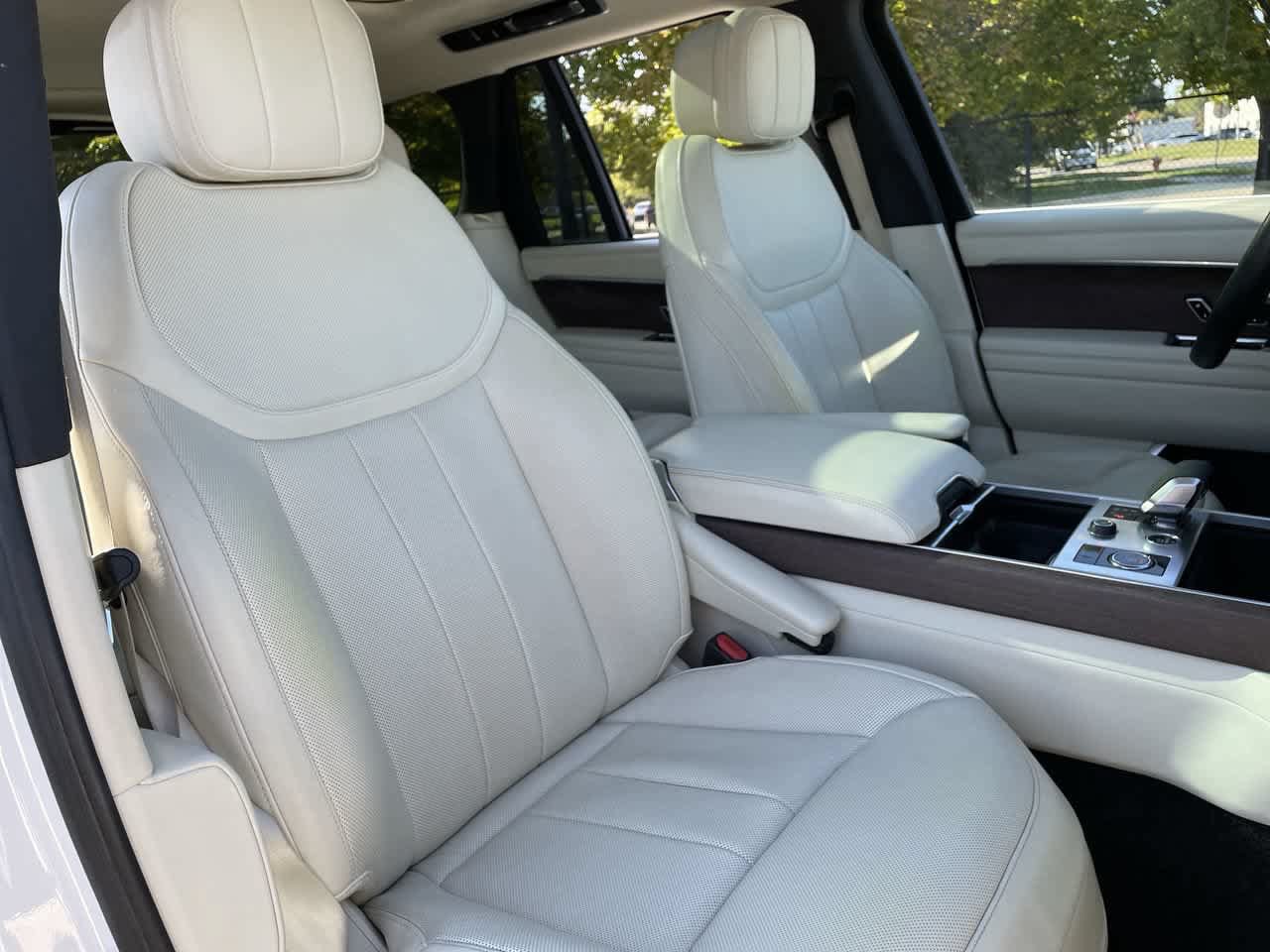 Used 2023 Land Rover Range Rover SE AWD/4WD image 14