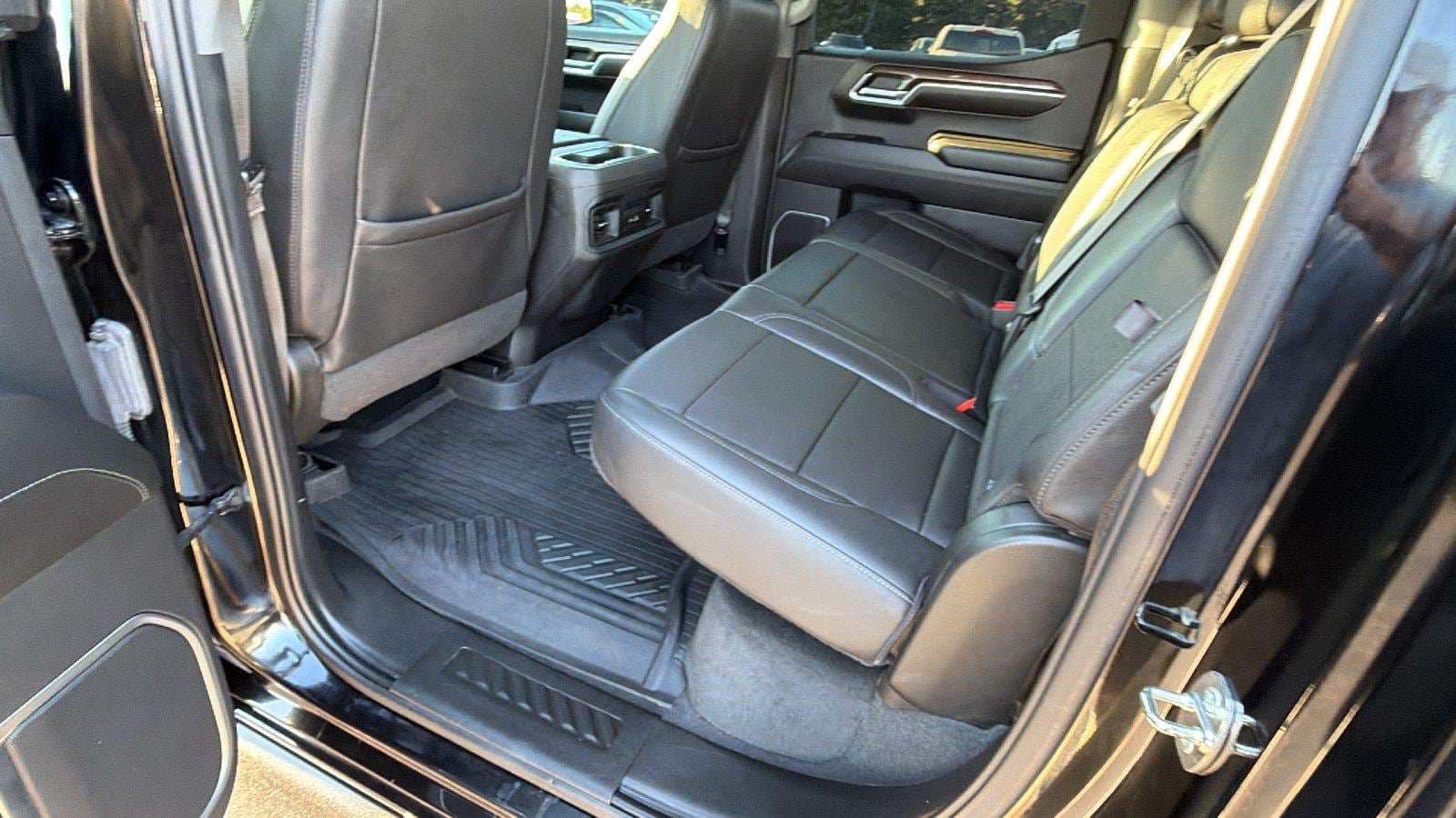Used 2022 Chevrolet Silverado 1500 RST AWD/4WD image 22