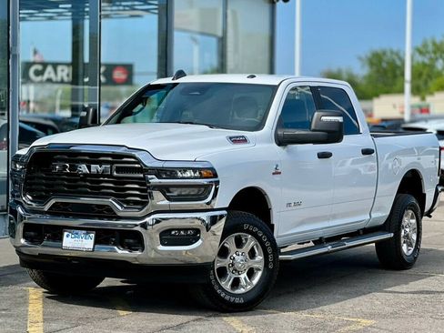 Used 2026 RAM 2500 Big Horn AWD/4WD image 38