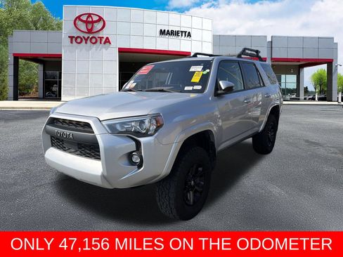 Used 2024 Toyota 4Runner SR5 Premium w/ Moonroof Package AWD/4WD image 3
