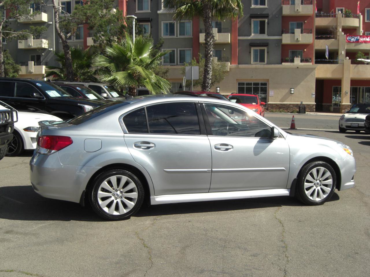 Used 2012 Subaru Legacy 2.5i Limited AWD/4WD image 16