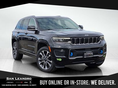Certified 2022 Jeep Grand Cherokee Overland w/ Advanced Protech Group III