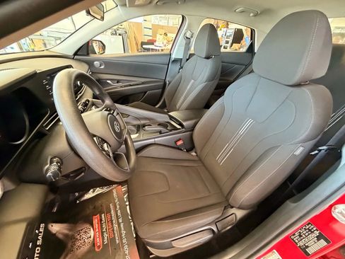 Used 2022 Hyundai Elantra SEL FWD image 54