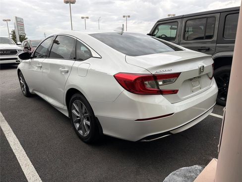 Used 2021 Honda Accord LX image 6