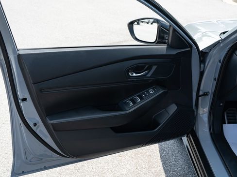 Used 2023 Honda Accord Sport image 17