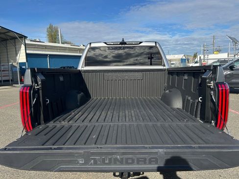 Used 2024 Toyota Tundra Platinum AWD/4WD image 22