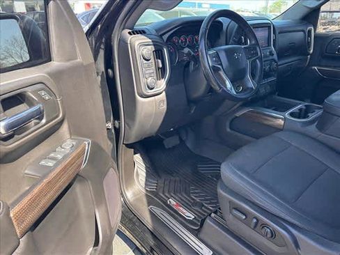 Used 2021 Chevrolet Silverado 1500 LT Trail Boss w/ Bed Protection Package image 10