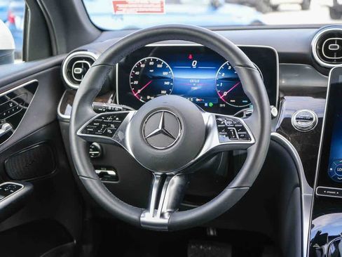 Used 2026 Mercedes-Benz GLC 300 image 15