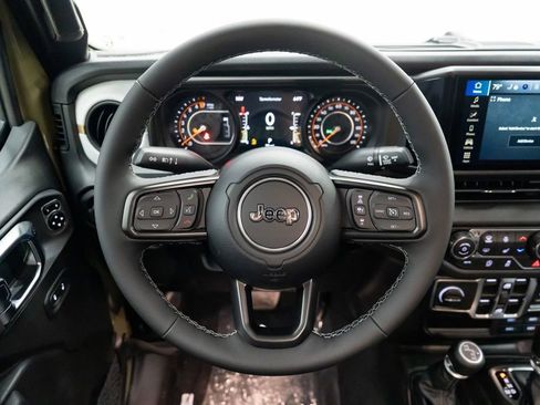 New 2026 Jeep Gladiator Sport image 14