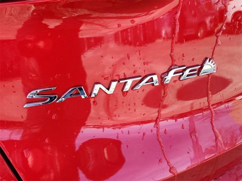 Used 2023 Hyundai Santa Fe SEL image 11