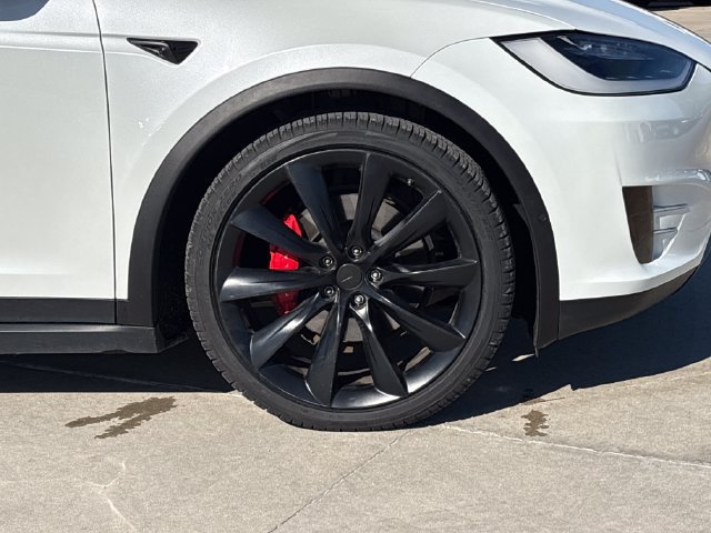 Used 2016 Tesla Model X Performance AWD/4WD image 3