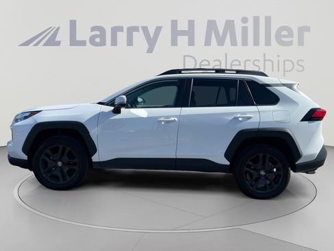 Used 2024 Toyota RAV4 Adventure AWD/4WD image 2