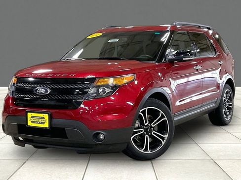 Used 2014 Ford Explorer Sport w/ Equipment Group 401A AWD/4WD image 2
