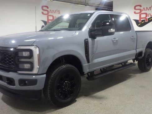 Used 2026 Ford F350 Lariat w/ Black Appearance Package AWD/4WD image 1